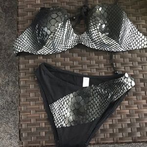 Swim suit. Snake skin. Gorgeous almost new.